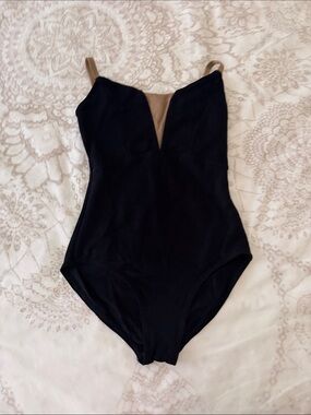 Nikolay Leotard CL (10/11)
